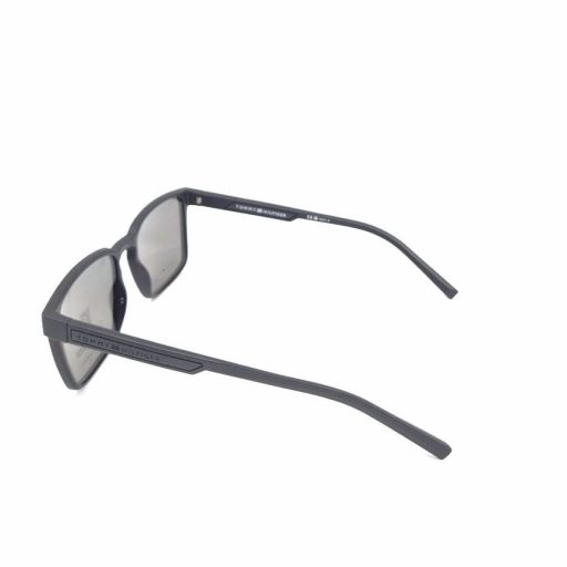 Tommy Hilfiger férfi polarizált napszemüveg TH 2088/S-003-M9